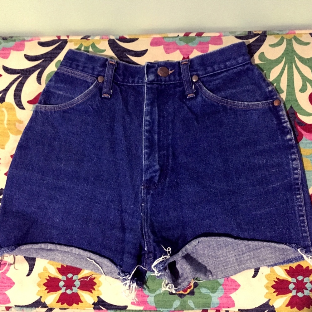 Vintage Wrangler Cutoff Denim Shorts Sz 26